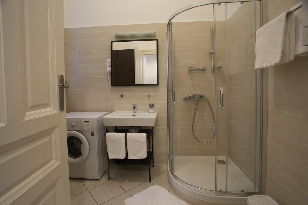 Walton Prime Apartment บูดาเปสต์ ภายนอก รูปภาพ