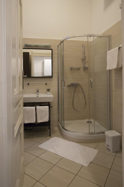 Walton Prime Apartment บูดาเปสต์ ภายนอก รูปภาพ